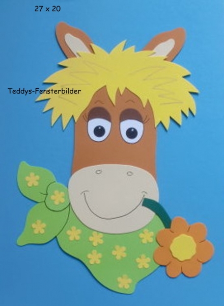Pferdekopf mit Blume
